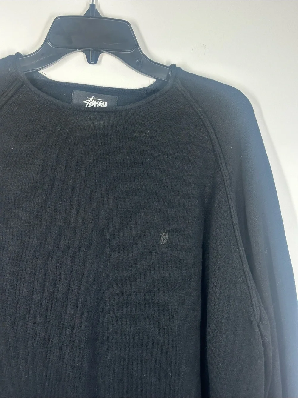 Stüssy Black Raglan Crewneck Sweatshirt Embroidered Logo Size Large